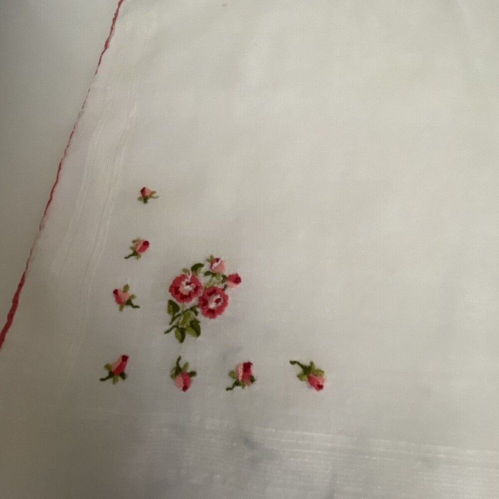 Vintage Mid Century Cotton Embroidered Red Roses Scarf Handkerchief‎ 11" Square - Picture 5 of 16